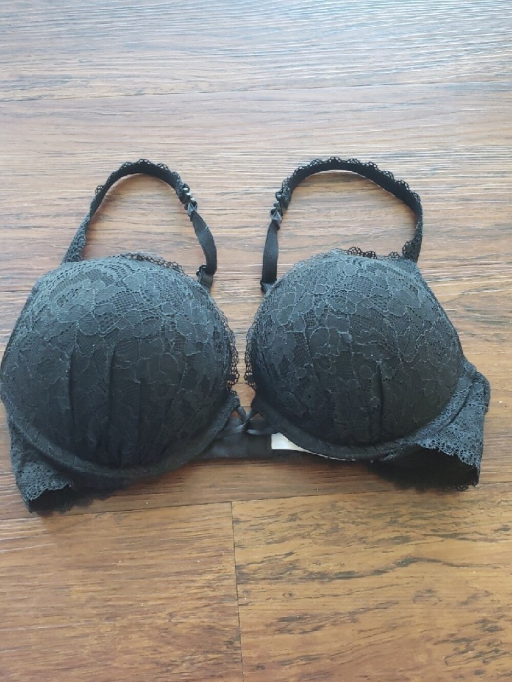 Victorias Secret Black Lace Miraculous Plunge Bra Size 34B Whimsigoth Romantic